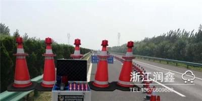 道路養(yǎng)護人員作業(yè)安全報警設(shè)備風(fēng)靡全球