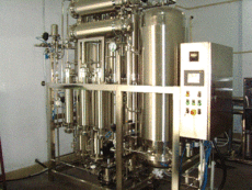 三达电加热多效蒸馏水机