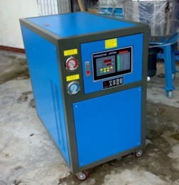 冷水机生产基地佛山文丰牌5P水冷式冷水机价